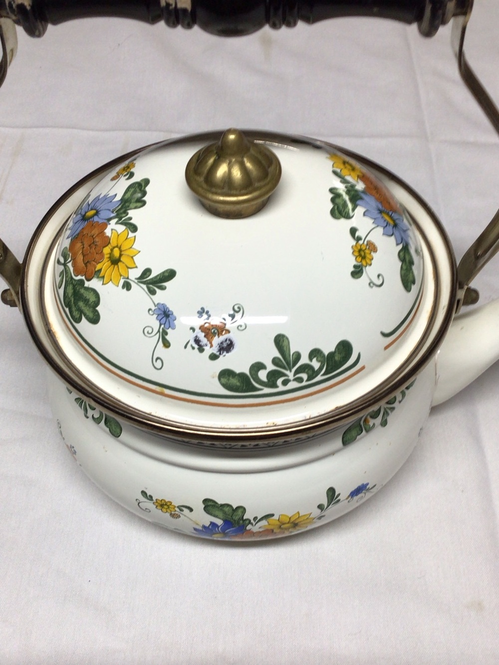 Source Unknown White Porcelain Floral Teapot with Brass-Tone Knob